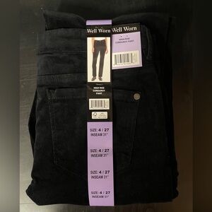 Well Worn Women's High Rise Black Corduroy Jeans